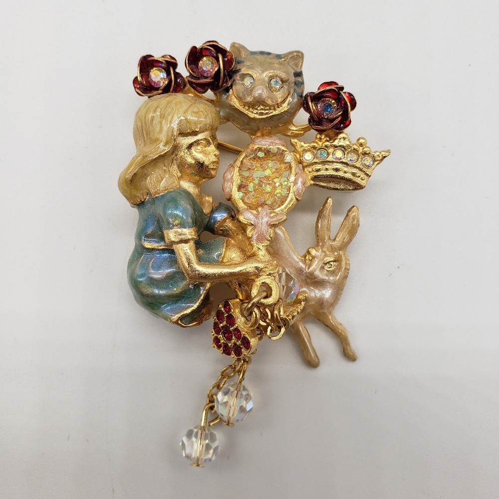 Kirks Folly Alice in Wonderland Brooch goldtone